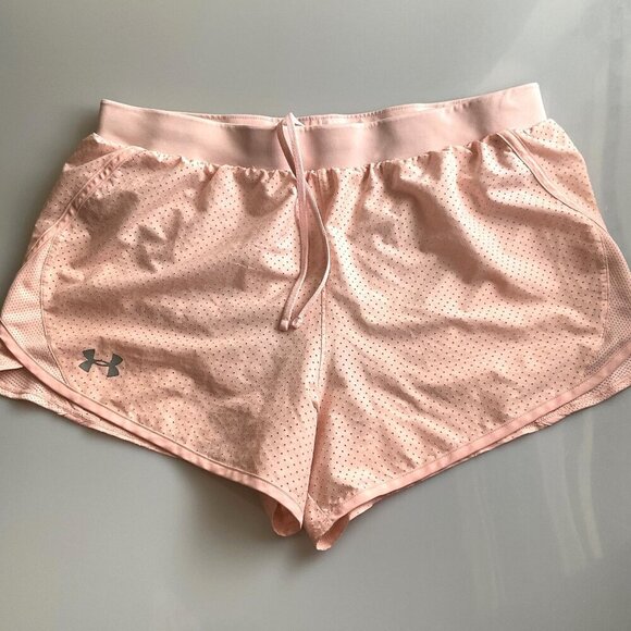 UNDER ARMOUR HEATGEAR LOOSE SHORTS EUC - Picture 3 of 13